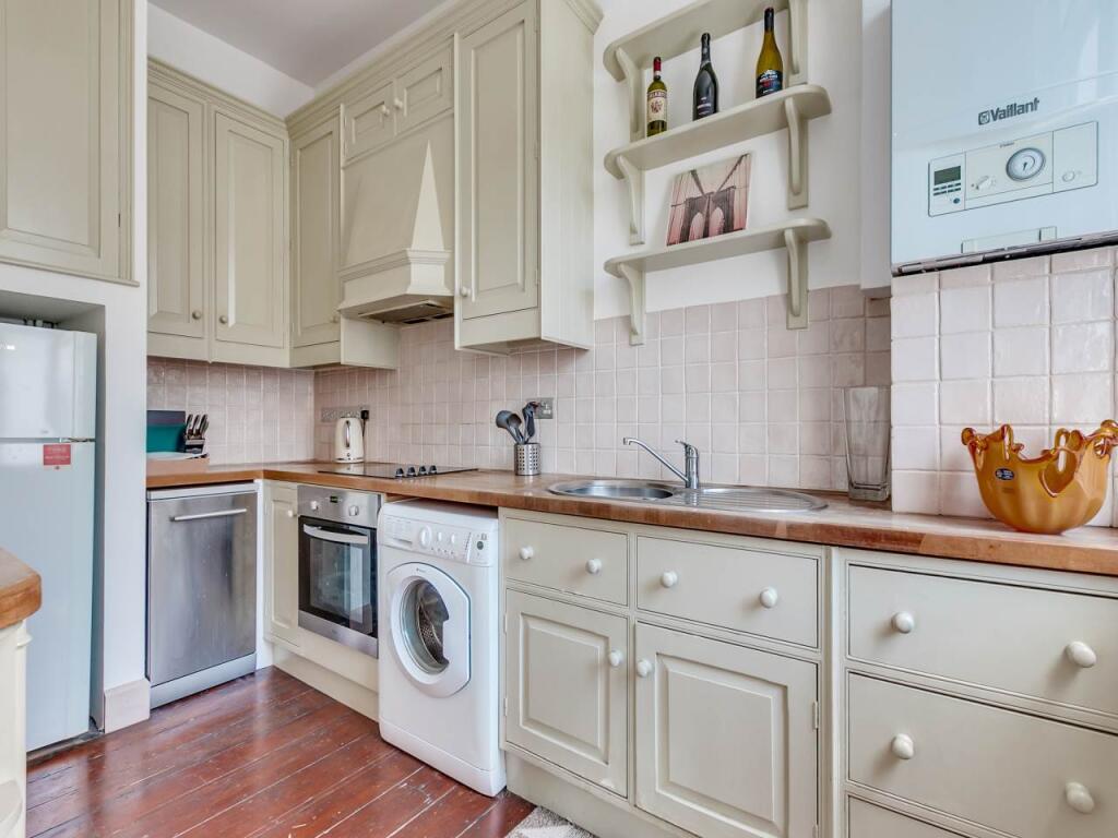 Gloucester Terrace 7