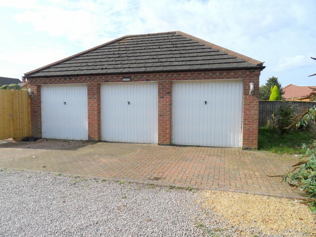 OVERALL GARAGE BLOCK