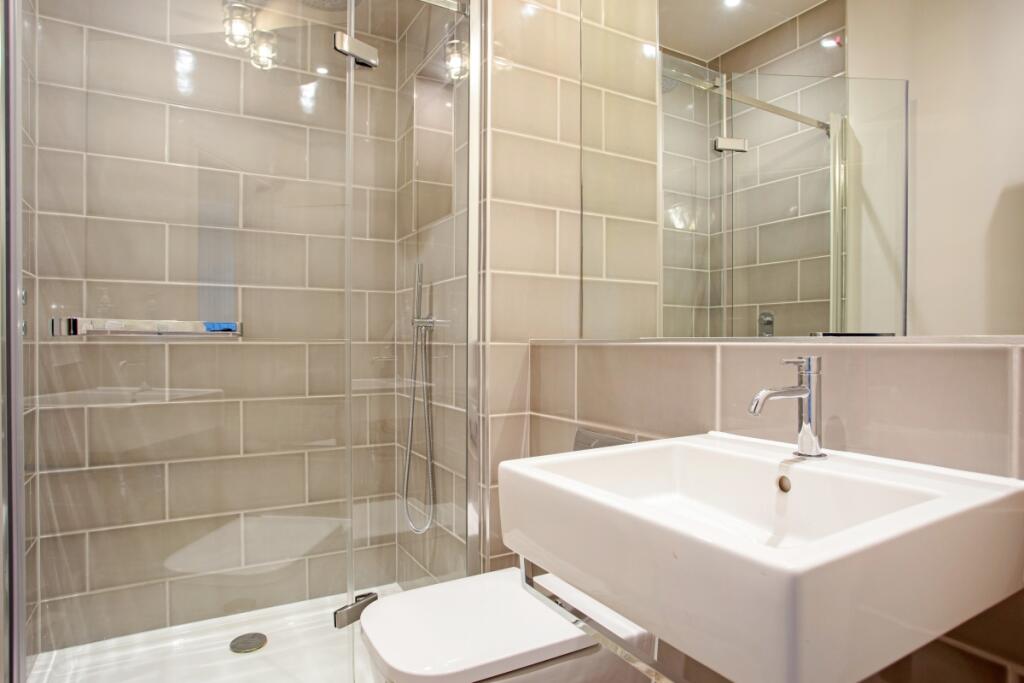 14 Lansdown Terra...