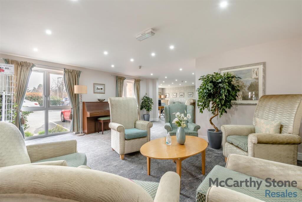 8640637-interior23.jpg