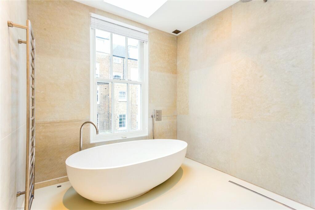 Master Ensuite