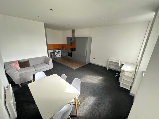 Lounge/Kitchen