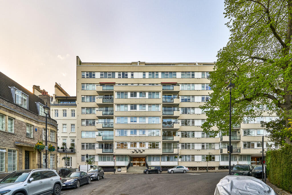 54 Sussex Square,...