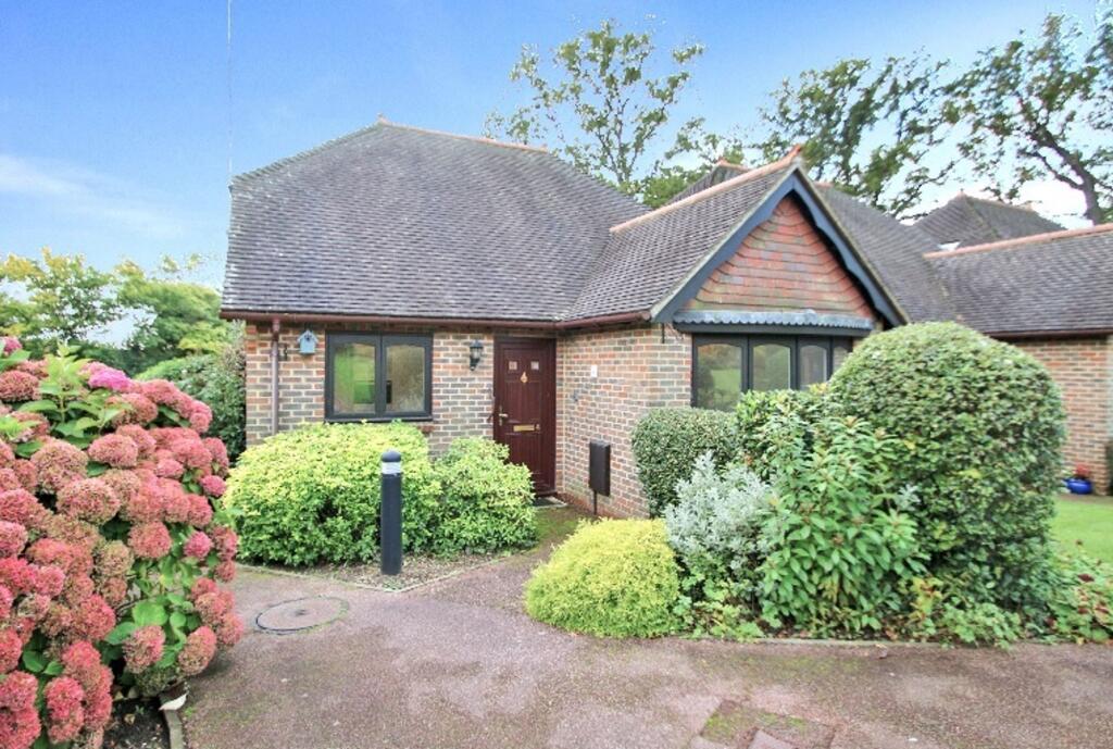Highgate Hill, Hawkhurst, TN18