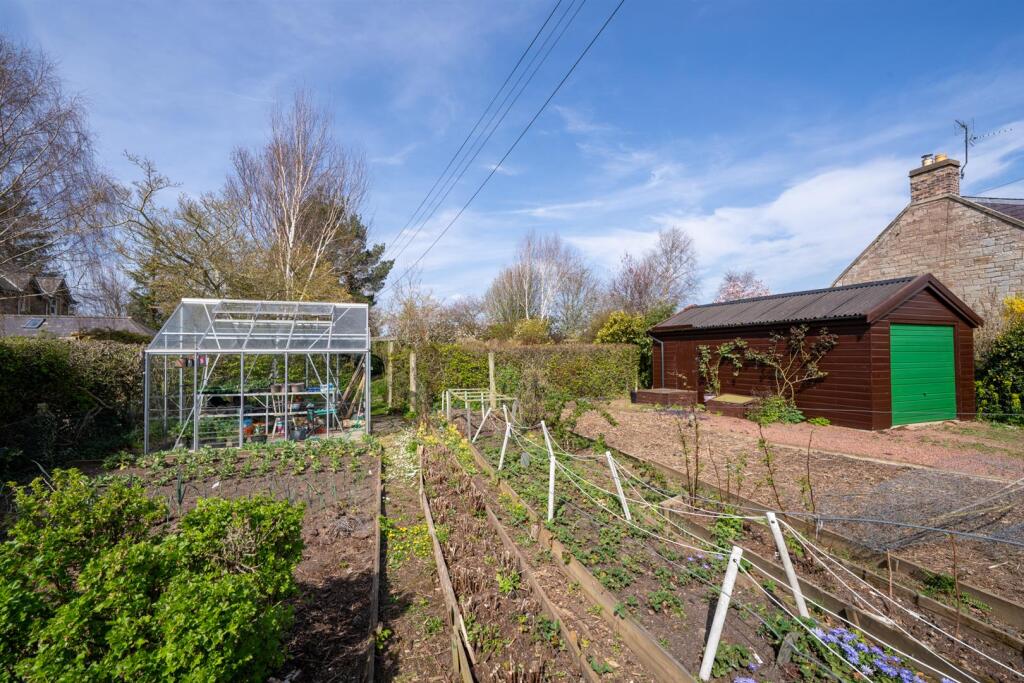 West Cottage Marlfield-44.jpg