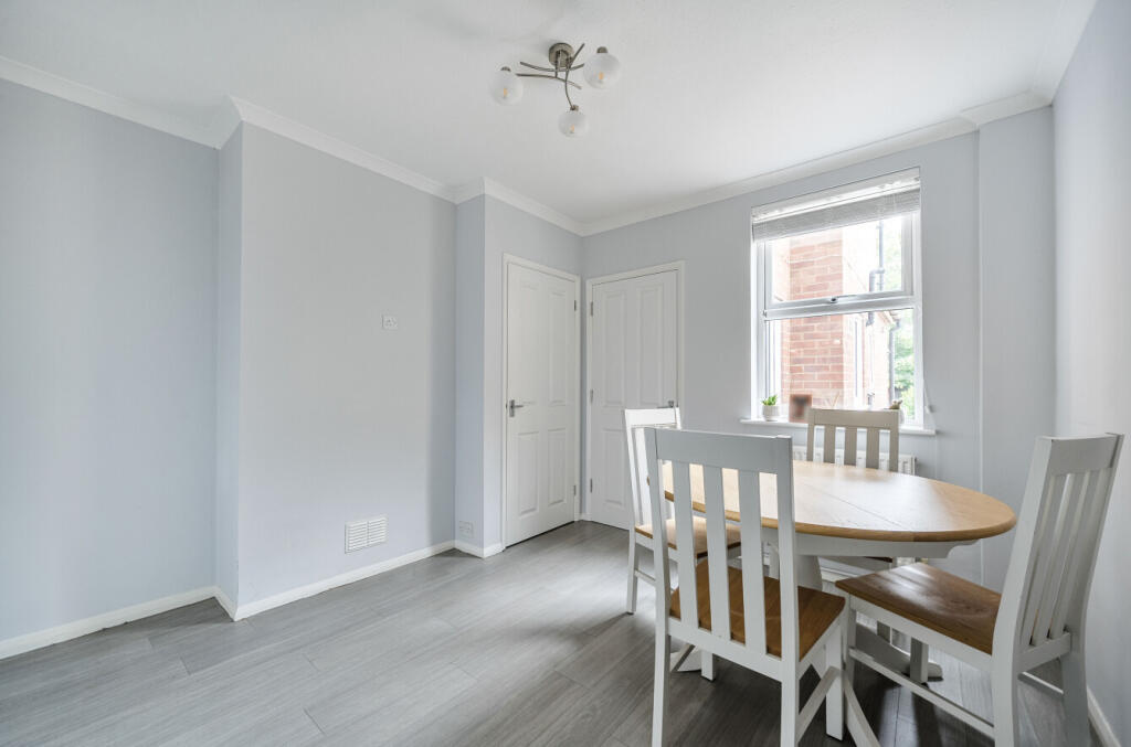 1307294-11-685936...