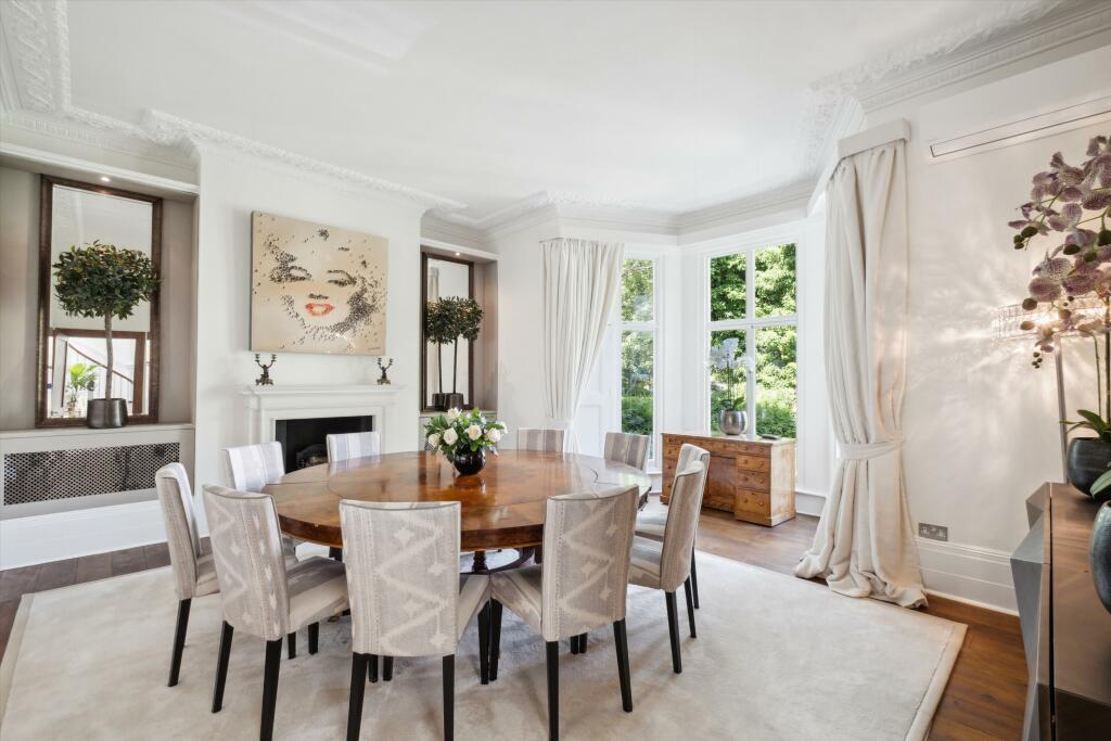 property in Addison Road, 
High Street Kensington, W14