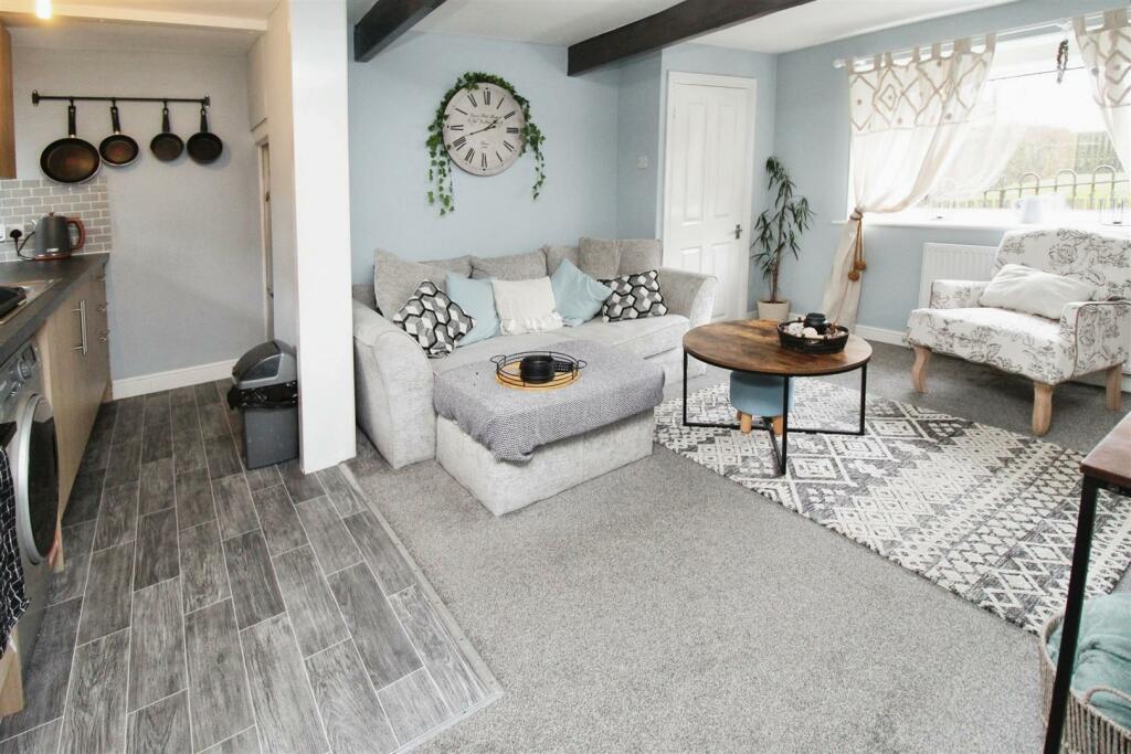 Kitchen/Living Room