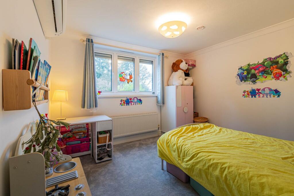 Llwyn Y Pia Road 50-28.jpg