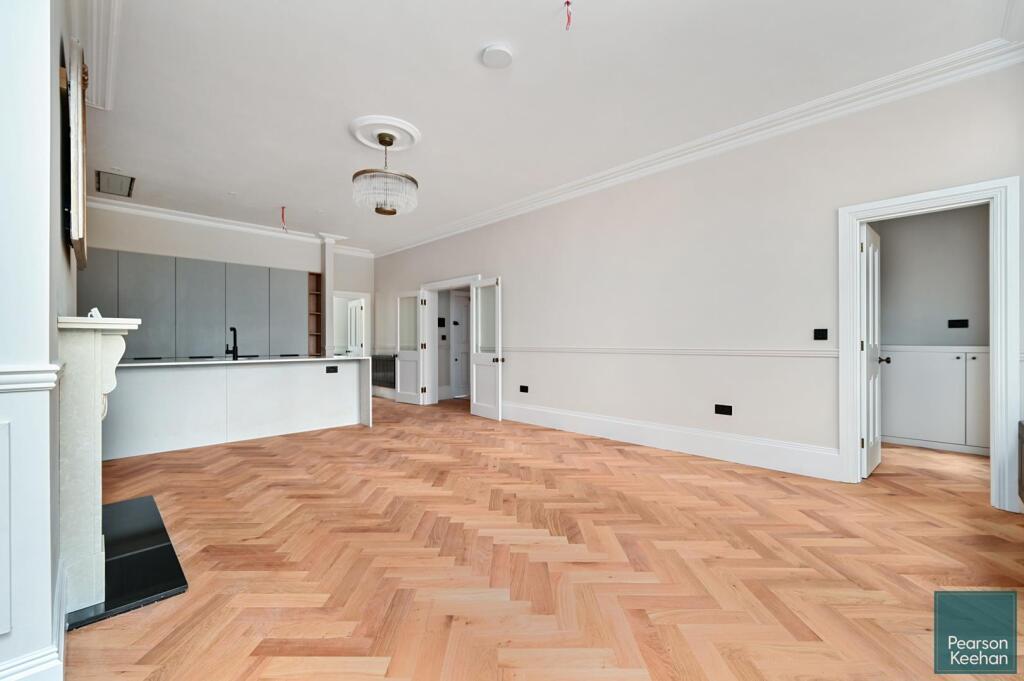 GFF 11 third Avenue, BN3 (14).jpg