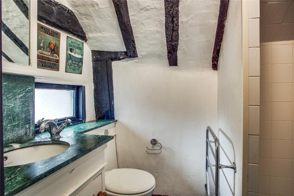 Ensuite
