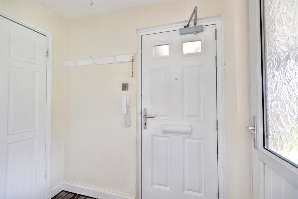 Entrance Hall.jpeg