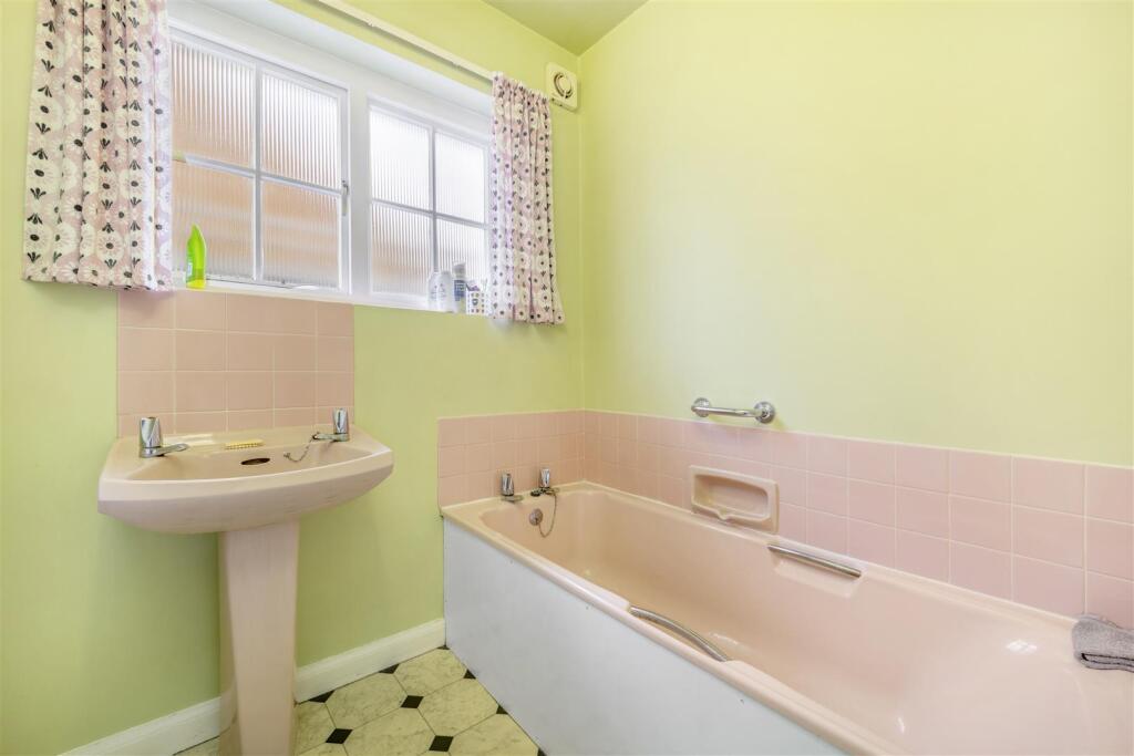 6 Somersby Way (Boston)-18.jpg