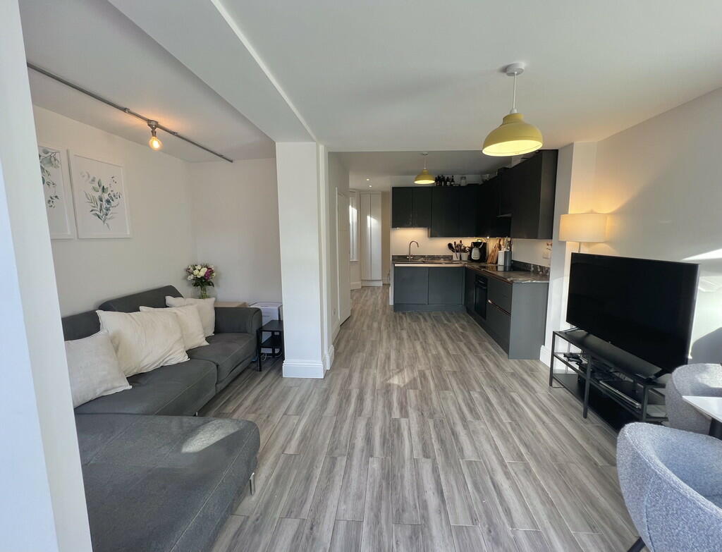 Living Room Kitch...