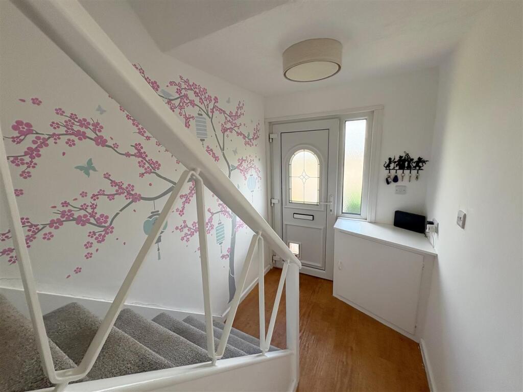 Hallway and stairs.jpg