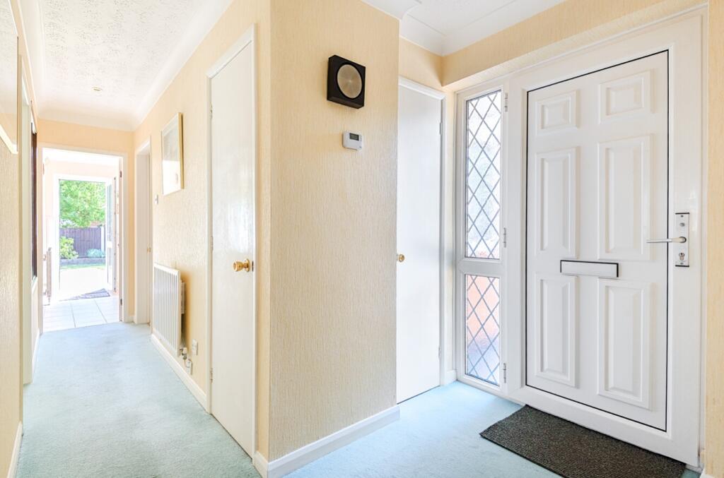 1294543-9-682a4cb1c1ed7-ARW-1