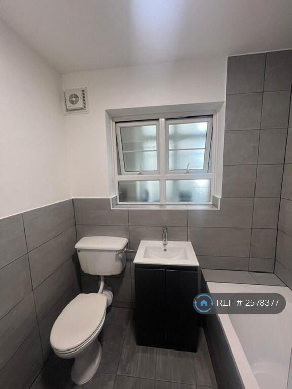Bathroom (2)