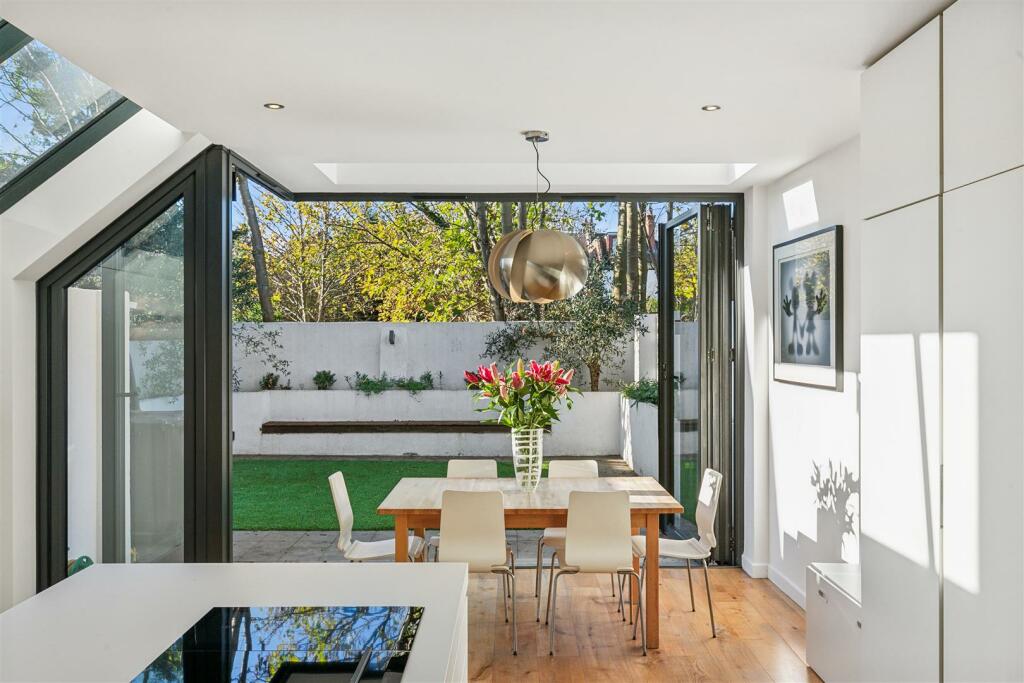 Duke Road, W4 - FOR SALE