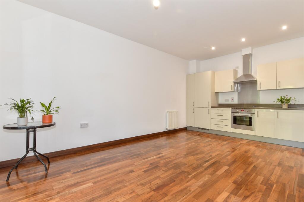 Kitchen/Lounge/ Diner