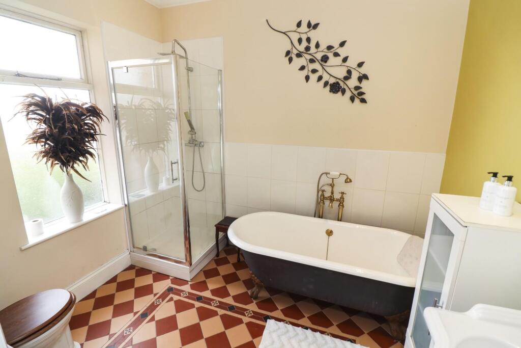 Bath / Shower Room / WC