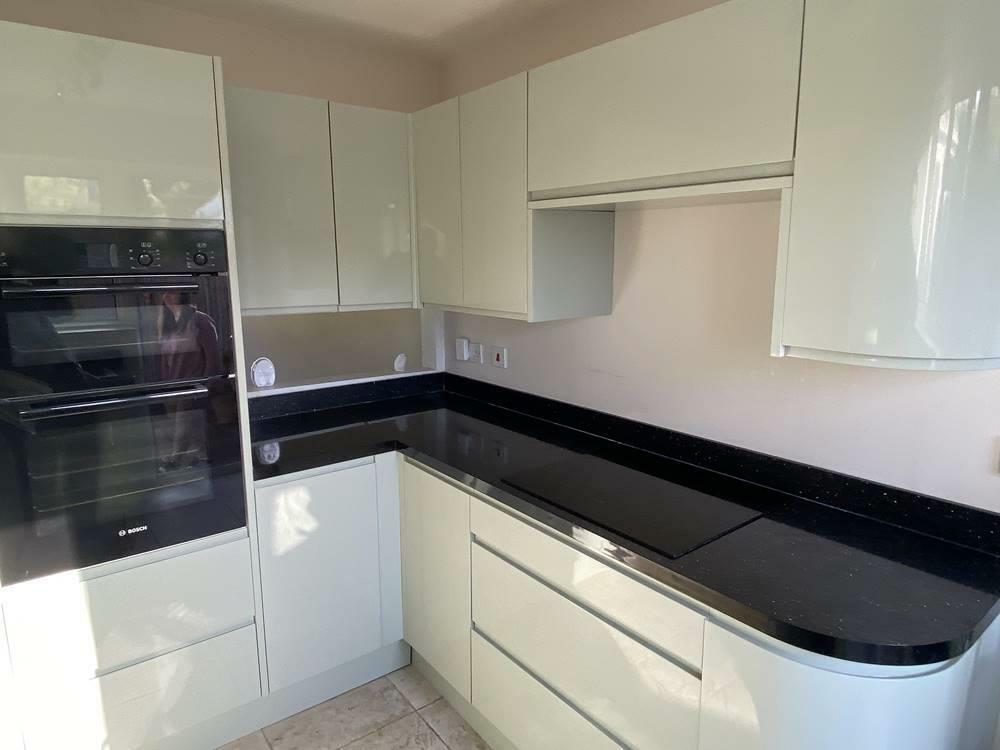 kitchen2.jpg