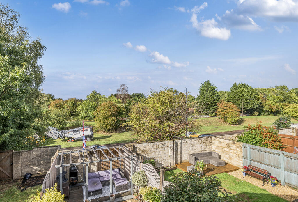 1347831-12-68b9b5...