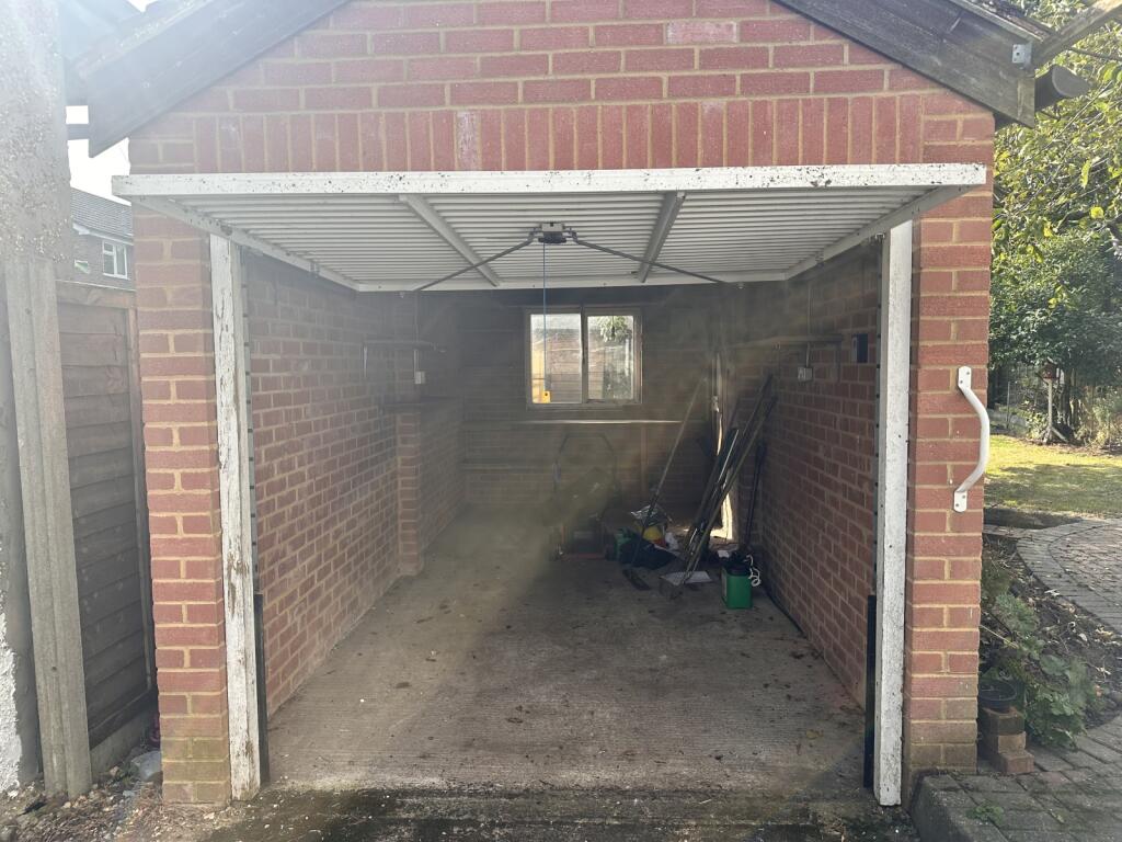 Detached Garage