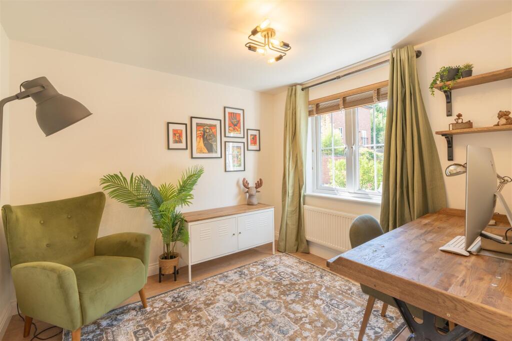 36 Regency Walk-9.jpg