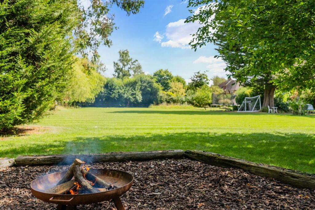 SWEET BRIAR (15).jpg