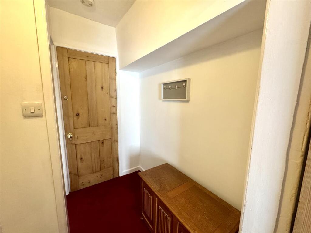 FIRST FLOOR STAIRS AND LANDING