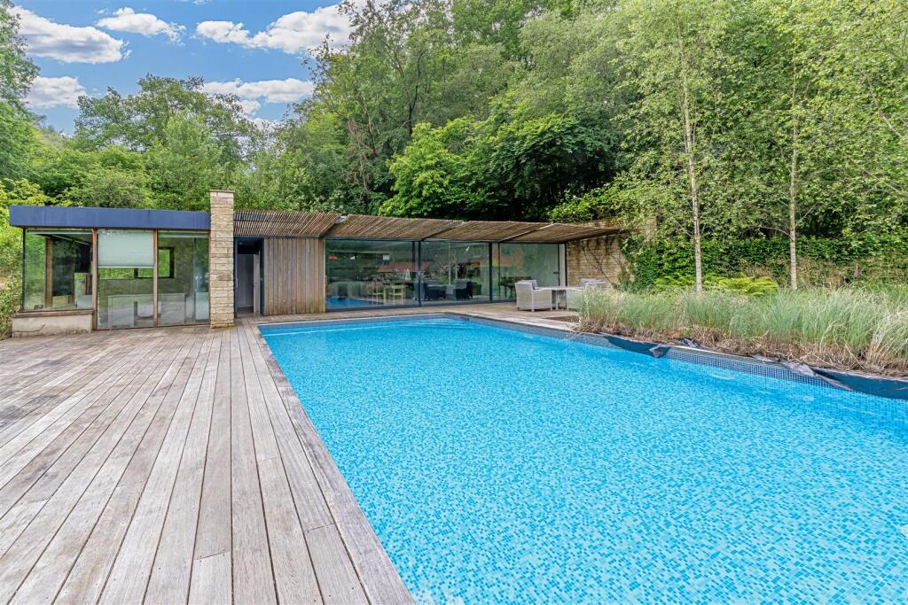 Roundless Cottage, High Button, GU8 6NR-115.jpg