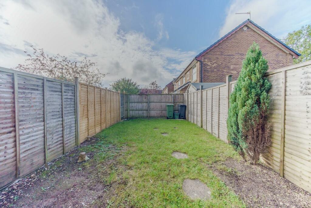 24 JONES CLOSE - PHOTOCB X MT 12.jpg