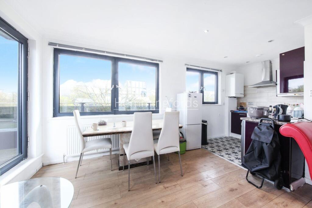 Flat 15, Lambros House - 0wukXba3kxdoEDVjYzoL.jpg
