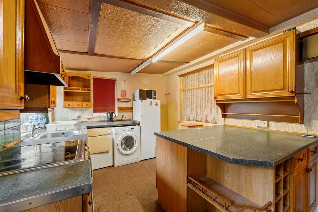 Woodside Road, Bl...