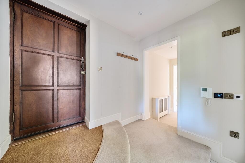 1293650-46-682503...