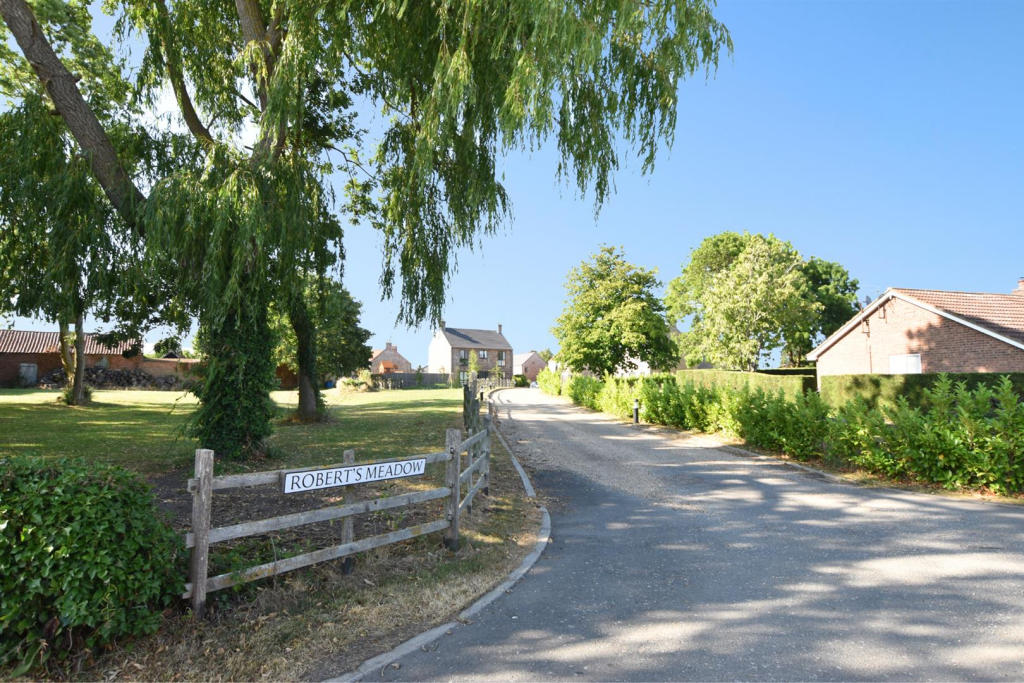 ENTRANCE TO ROBERT MEADOW