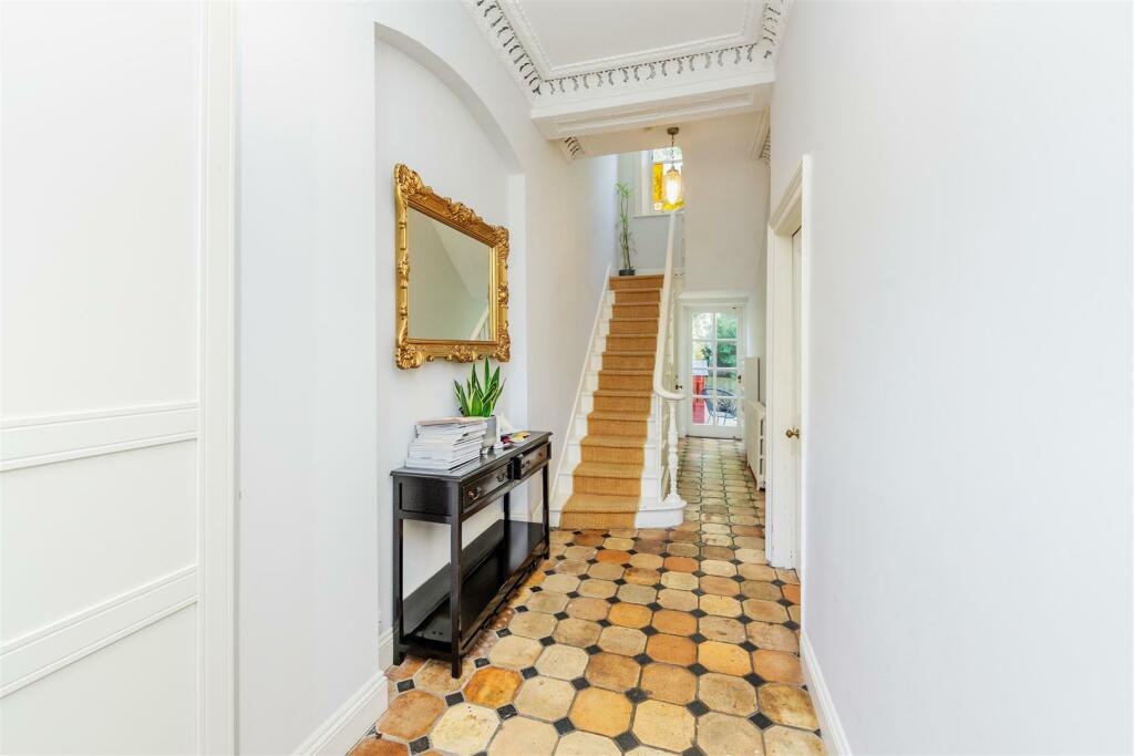 entrance hall.jpg