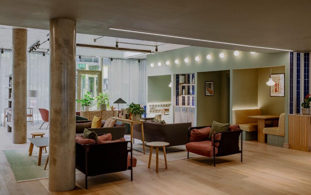 Shared Lounge