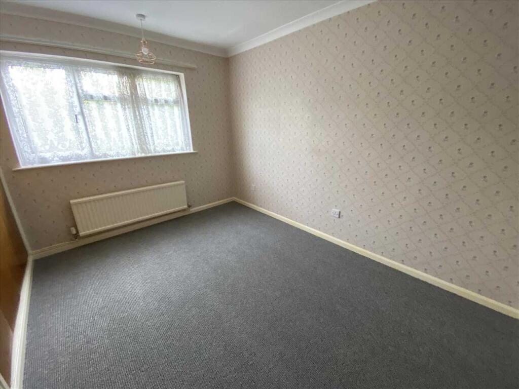 Bedroom 1: