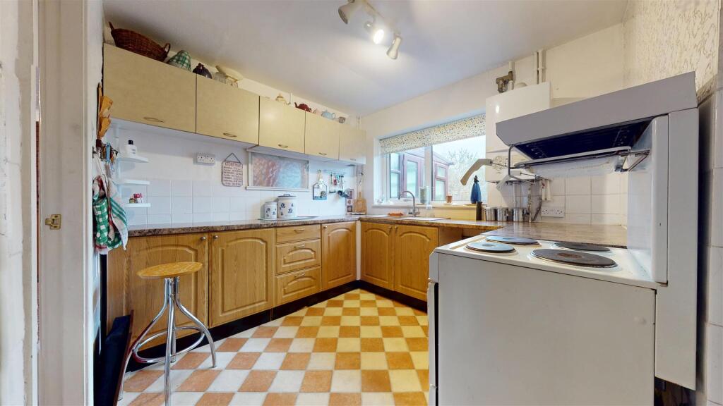 Kendal Drive Kitchen