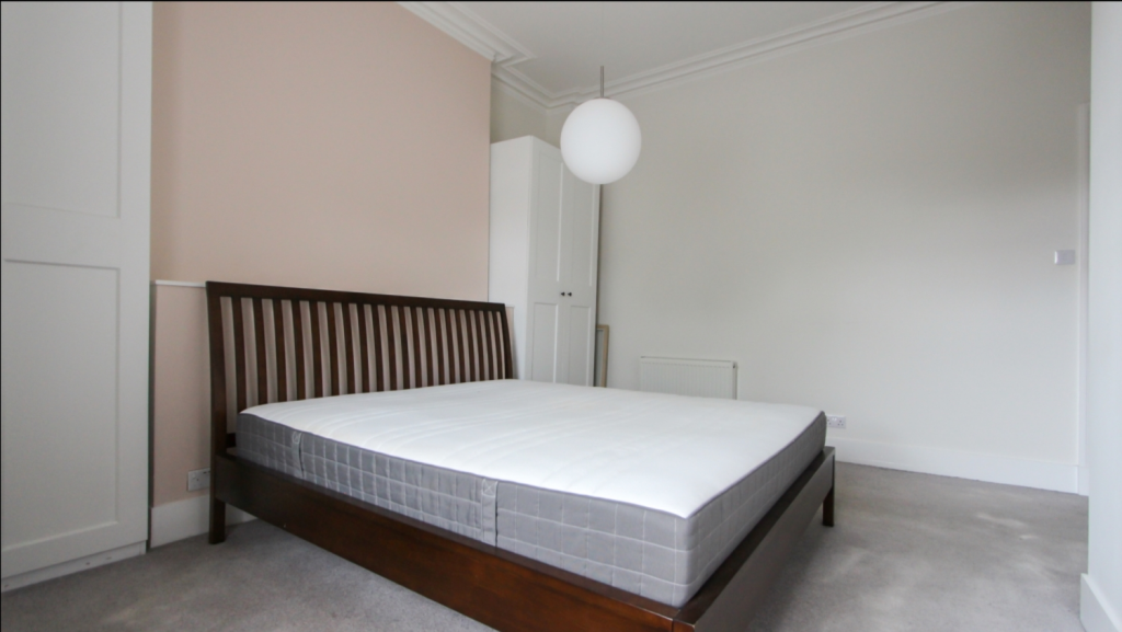 Screenshot 2025-10-15 at 23.55.12