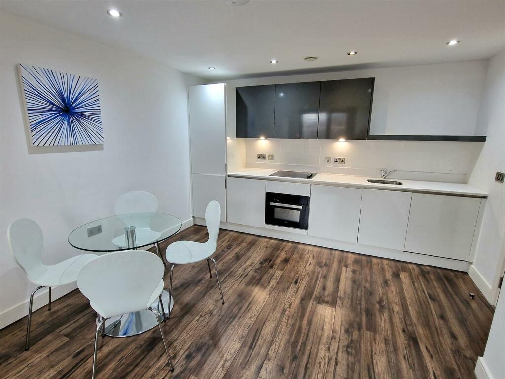 Kitchen/Dining.jpg