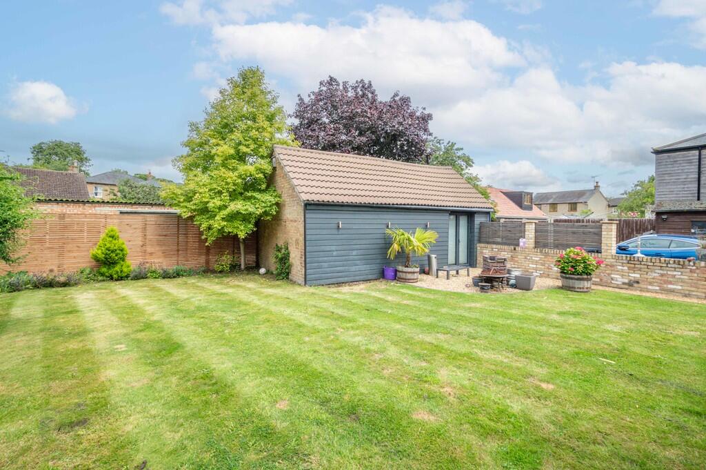 9 Newmarket Road-...