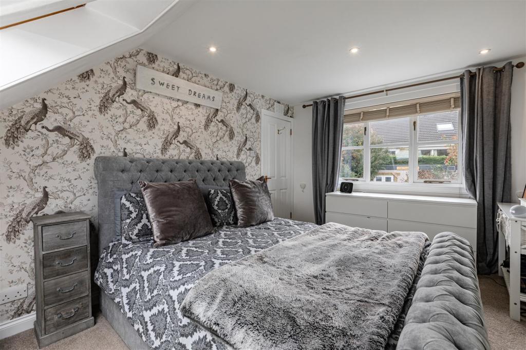 2 Smithy Row Clovenfords 16.JPG