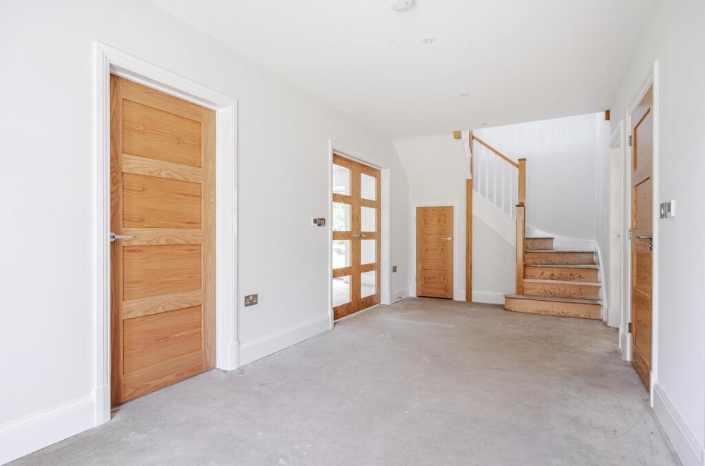 NES4 HALLWAY.jpg