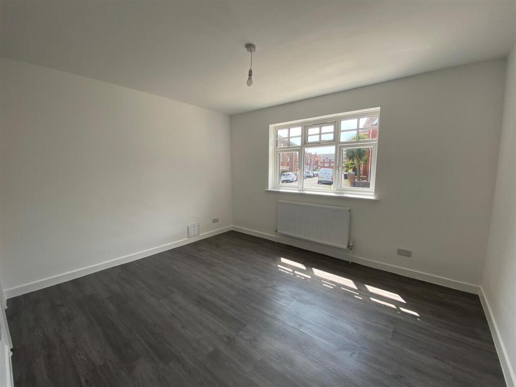 Master Bedroom.jpg