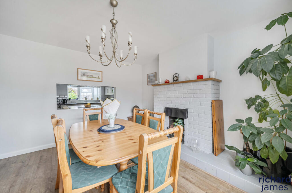 efbb4f5f88bd435f85823118e82f3076