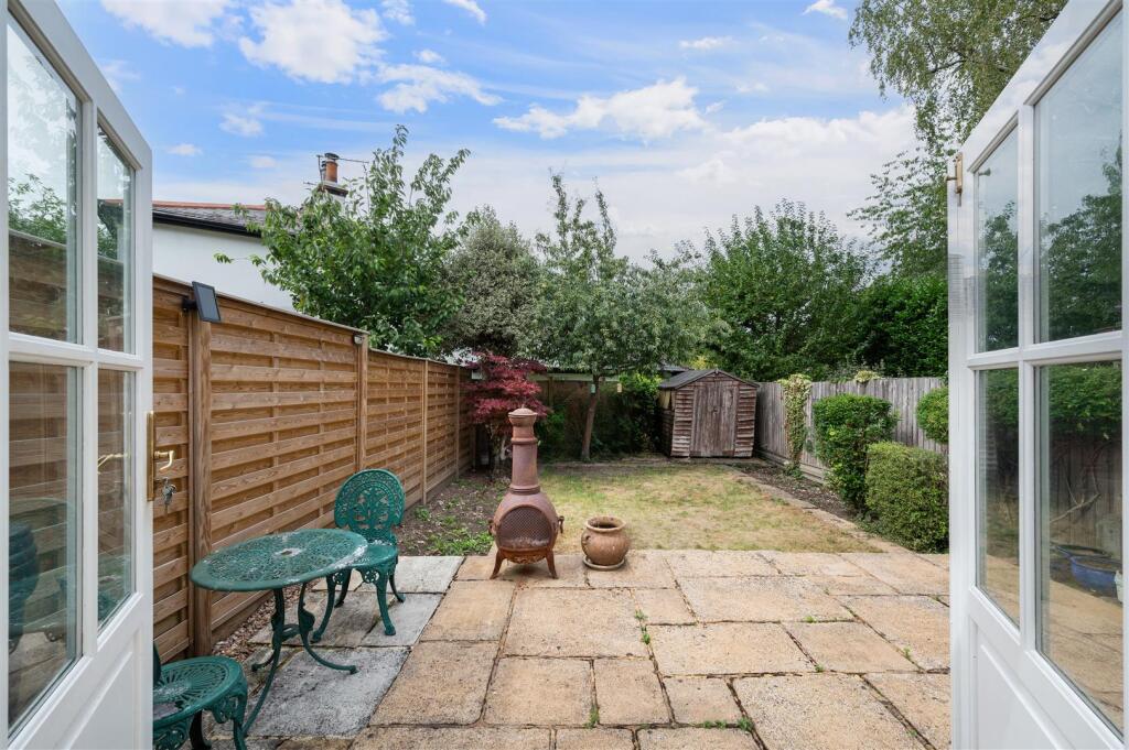 COLLEGE ROAD (25).jpg