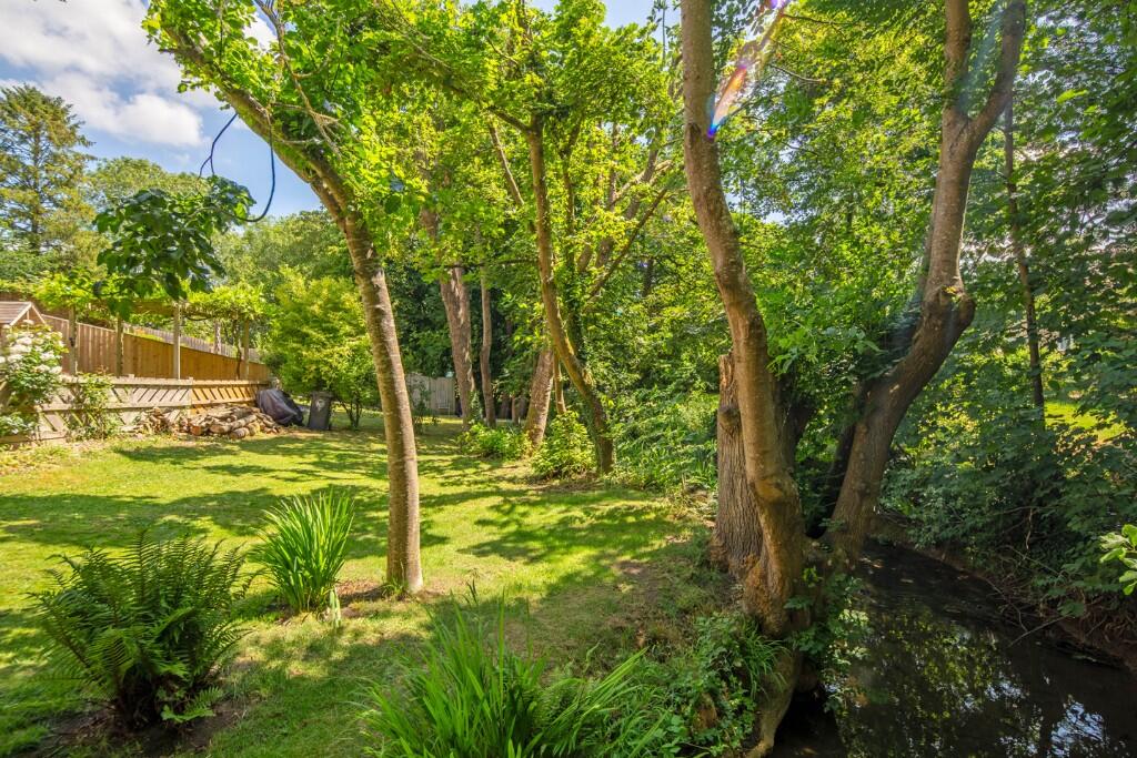 Waterside Garden