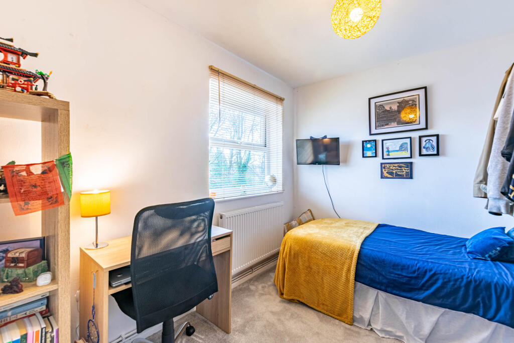 bedroom2